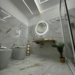 Matthias Luxury House 4*